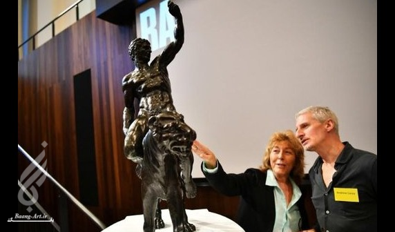 مجسمه برنزی اثر میکل آنژ